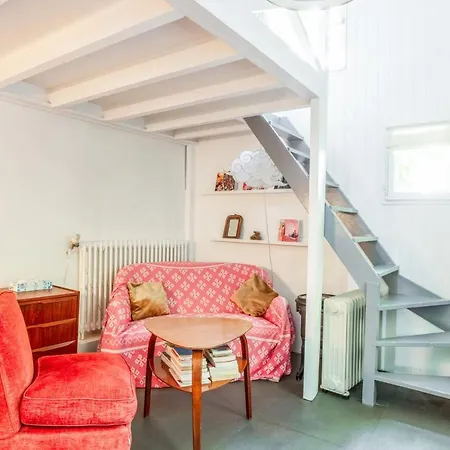 Superb Studio With Mezzanine And A Terrace - - Welkeys *