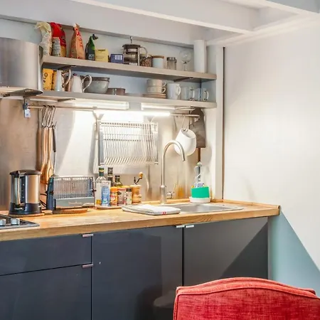 Superb Studio With Mezzanine And A Terrace - - Welkeys *